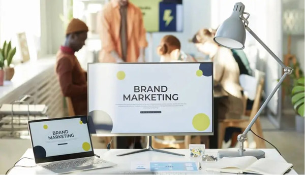 如何增加自己網(wǎng)站的流量，日均流量1萬+?